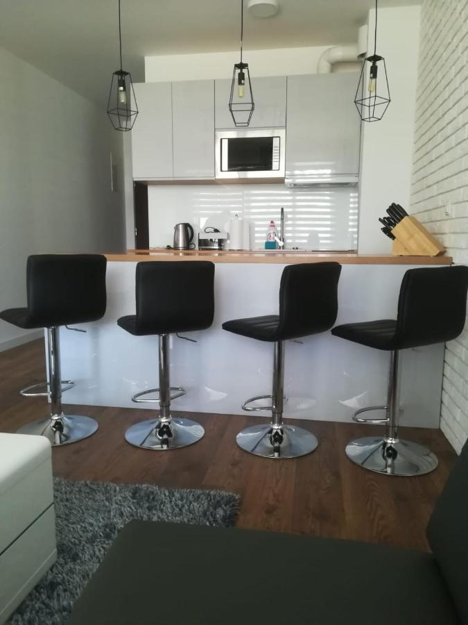 Lake Apartment Zefir 15 أوغستوف المظهر الخارجي الصورة
